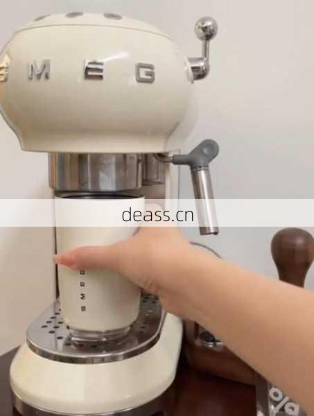 北京斯麦格咖啡机坏了怎么办（教你3步应急处理）