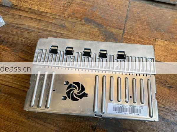 奔驰功放维修费用大公开，车友必看省钱攻略